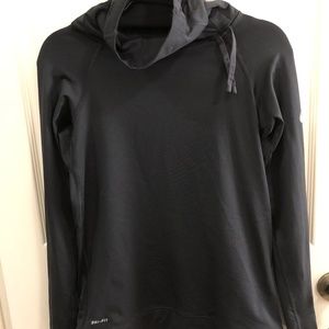 Black Nike Dri Fit pull over